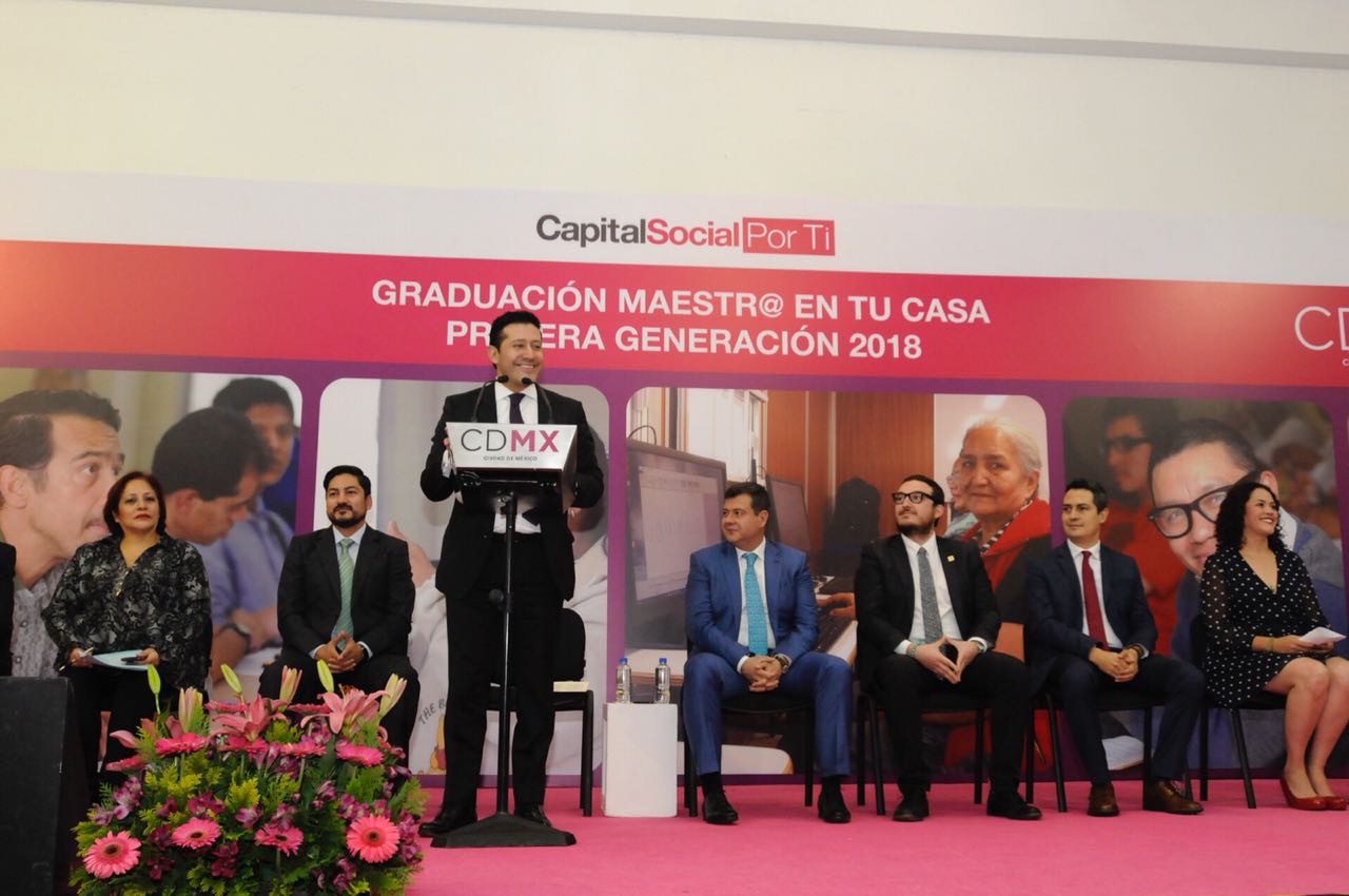 060918 GRADUACIÓN MAESTRO EN TU CASA (2).jpeg